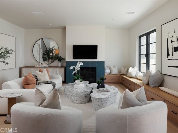 1594 Redlands Place, Costa Mesa CA 92627