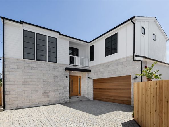 1594 Redlands Place, Costa Mesa CA 92627