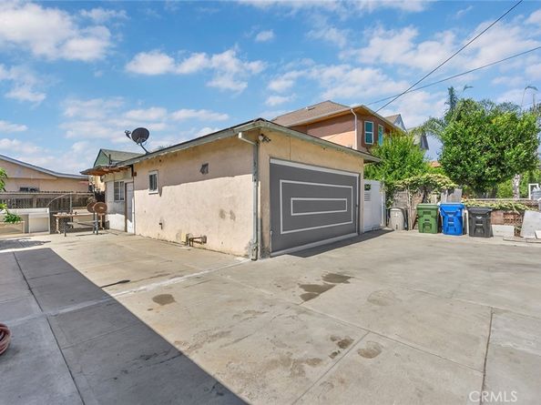 2301 Wall Street, Los Angeles CA 90011