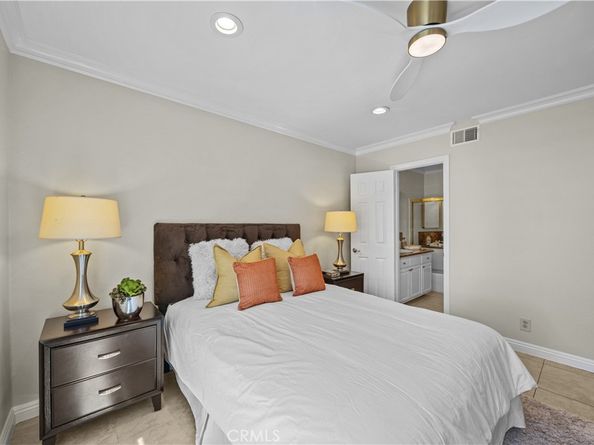 45 Tangerine, Irvine CA 92618