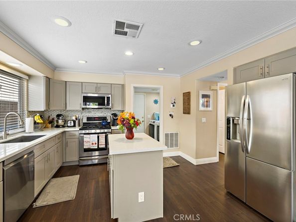 79 Carriage Drive, Lake Forest CA 92610