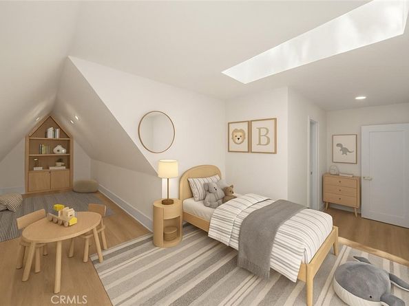 2404 N Poinsettia, Santa Ana CA 92706