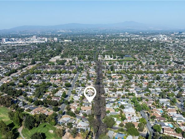 1625 W Santa Clara Avenue, Santa Ana CA 92706