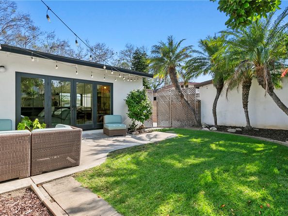 1625 W Santa Clara Avenue, Santa Ana CA 92706