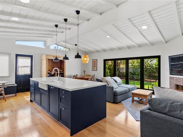 1625 W Santa Clara Avenue, Santa Ana CA 92706