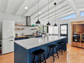 1625 W Santa Clara Avenue, Santa Ana CA 92706