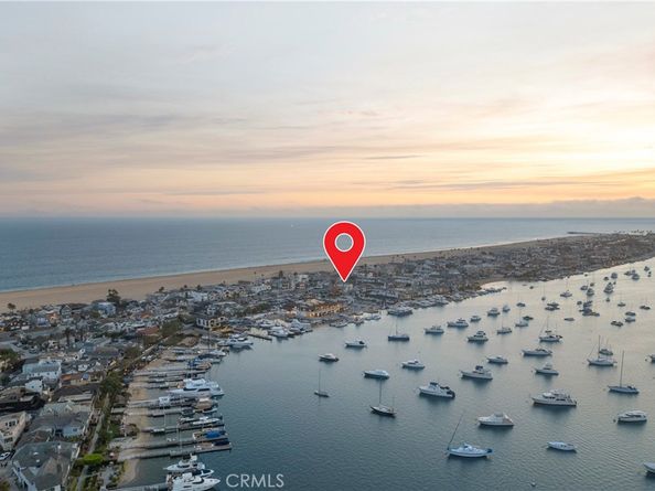 808 W Balboa Boulevard, Newport Beach CA 92661