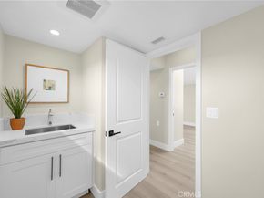 808 W Balboa Boulevard, Newport Beach CA 92661