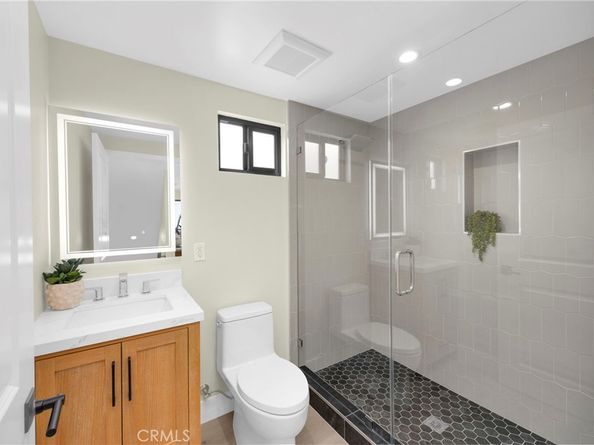 808 W Balboa Boulevard, Newport Beach CA 92661