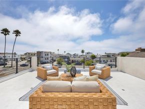808 W Balboa Boulevard, Newport Beach CA 92661