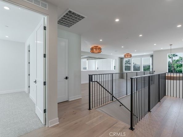 737 Via Arezzo Place, Altadena CA 91001