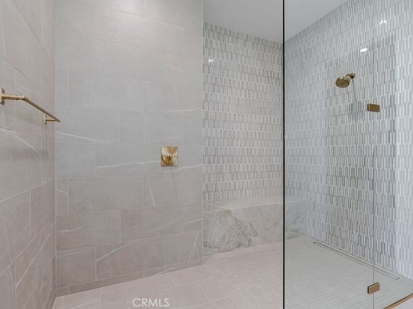 737 Via Arezzo Place, Altadena CA 91001