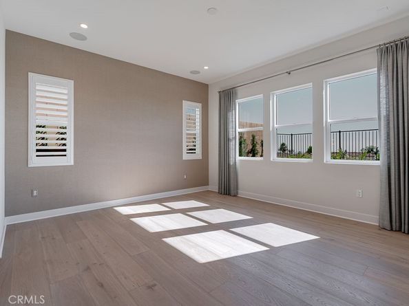 737 Via Arezzo Place, Altadena CA 91001