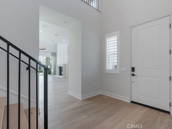 737 Via Arezzo Place, Altadena CA 91001