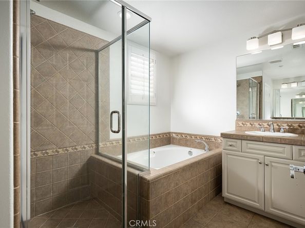 142 Pantheon, Irvine CA 92620