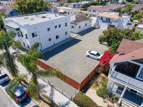 1113 Pacific Ave, Long Beach CA 90813