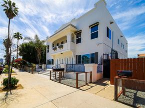 1113 Pacific Ave, Long Beach CA 90813