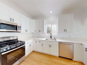 1113 Pacific Ave, Long Beach CA 90813