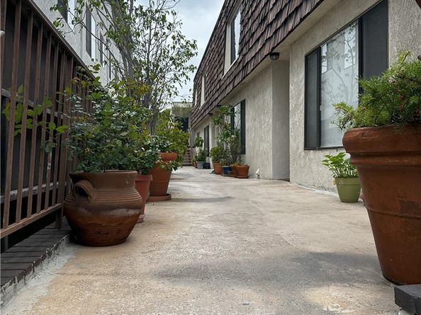 12747 Pacific Avenue 4, Los Angeles CA 90066