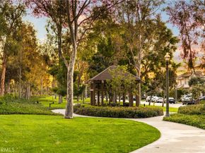 33 Modesto, Irvine CA 92602