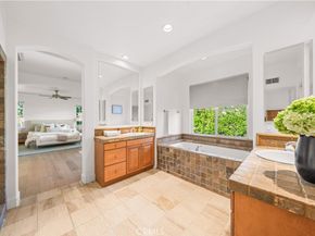 33 Modesto, Irvine CA 92602