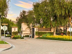 33 Modesto, Irvine CA 92602