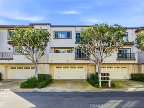 19281 Meadowood, Huntington Beach CA 92648