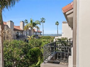 19281 Meadowood, Huntington Beach CA 92648