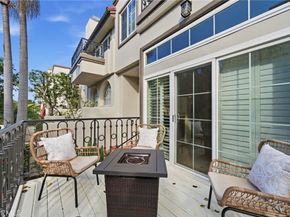 19281 Meadowood, Huntington Beach CA 92648