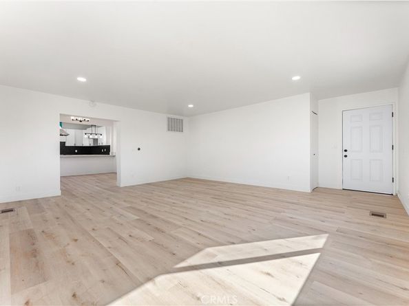 10872 Flower Avenue, Stanton CA 90680