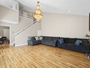 134 Tangerine, Irvine CA 92618