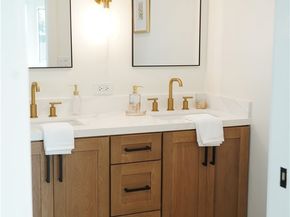 6862 Breeland Drive, Huntington Beach CA 92647