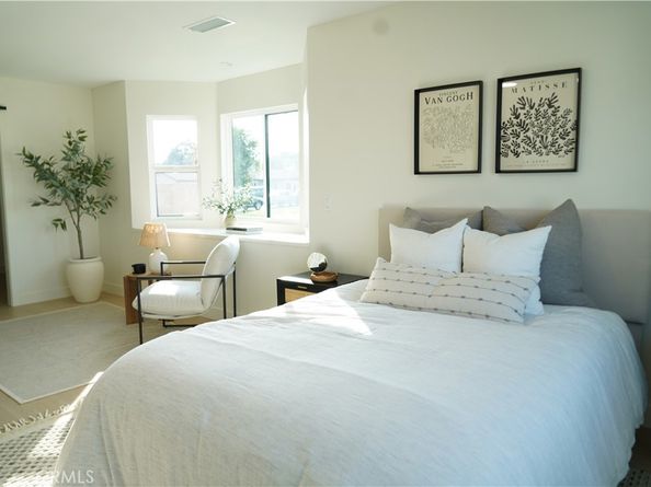 6862 Breeland Drive, Huntington Beach CA 92647