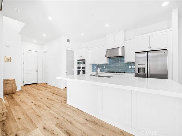 106 Culture, Irvine CA 92618