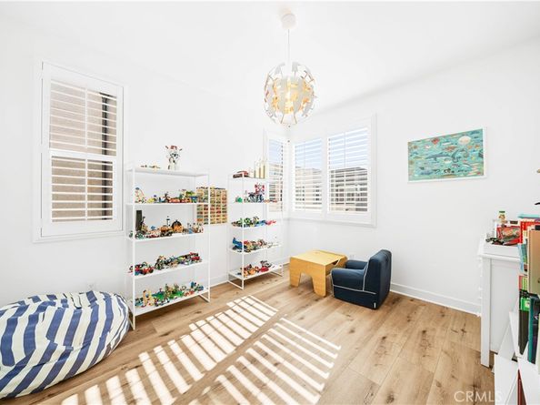 106 Culture, Irvine CA 92618