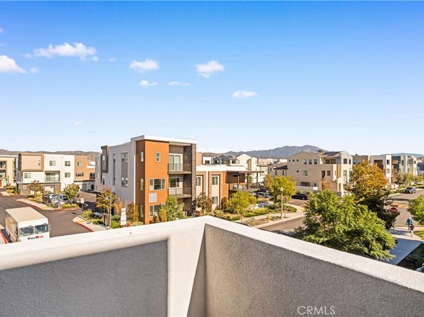 106 Culture, Irvine CA 92618