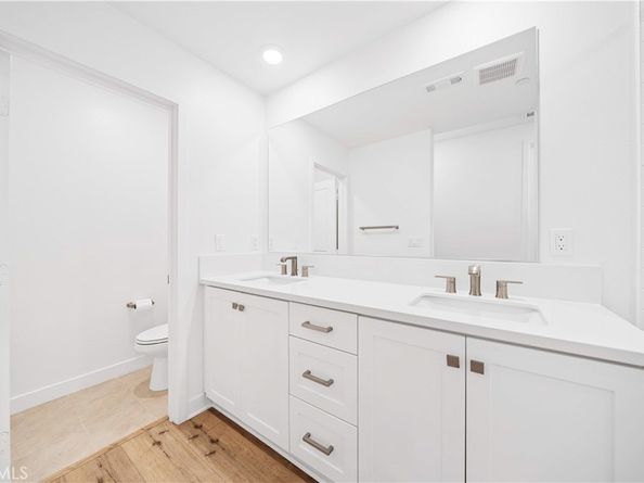 106 Culture, Irvine CA 92618