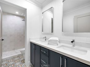 16 Morning Glory, Irvine CA 92603