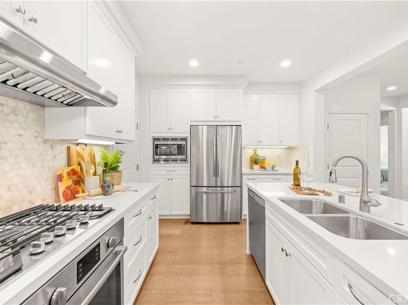 52 emerald clover dr, Irvine CA 92620