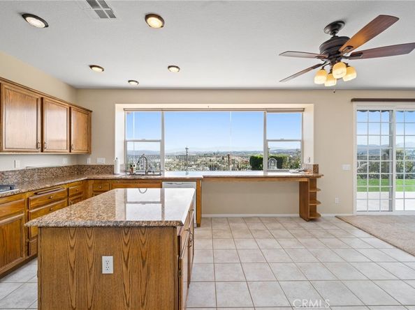 5217 Palmera Drive, Oceanside CA 92056