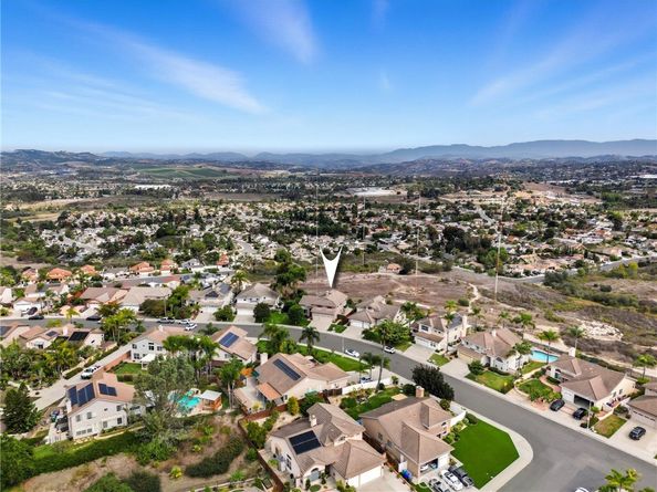 5217 Palmera Drive, Oceanside CA 92056