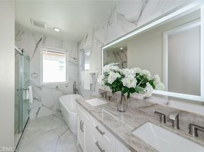 56 Chasma, Irvine CA 92618