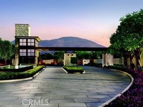 56 Chasma, Irvine CA 92618