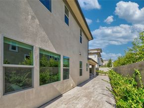 56 Chasma, Irvine CA 92618