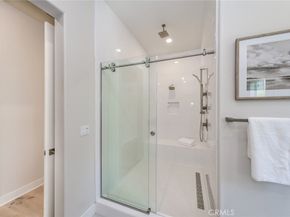 56 Chasma, Irvine CA 92618