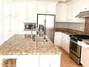 24 Oakfield, Irvine CA 92620