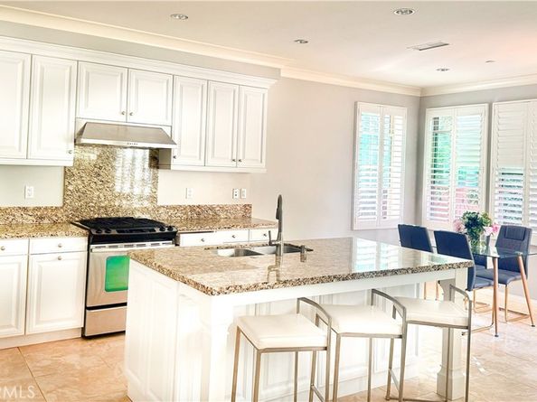 24 Oakfield, Irvine CA 92620