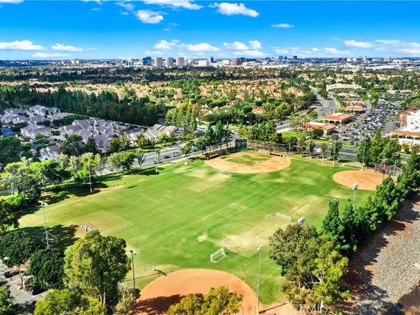 6 Greenfield, Irvine CA 92614