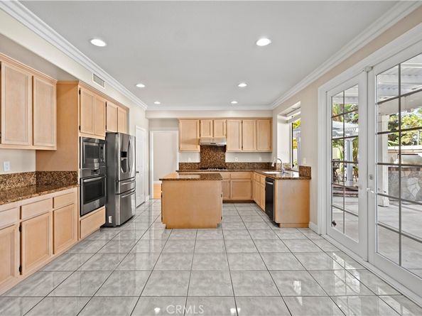 11 Pienza, Irvine CA 92606