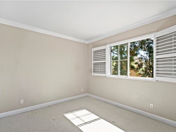 11 Pienza, Irvine CA 92606